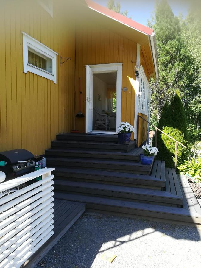 Апартаменты Koskentien Kotimajoitus & Luxury Glamping Йямся Экстерьер фото