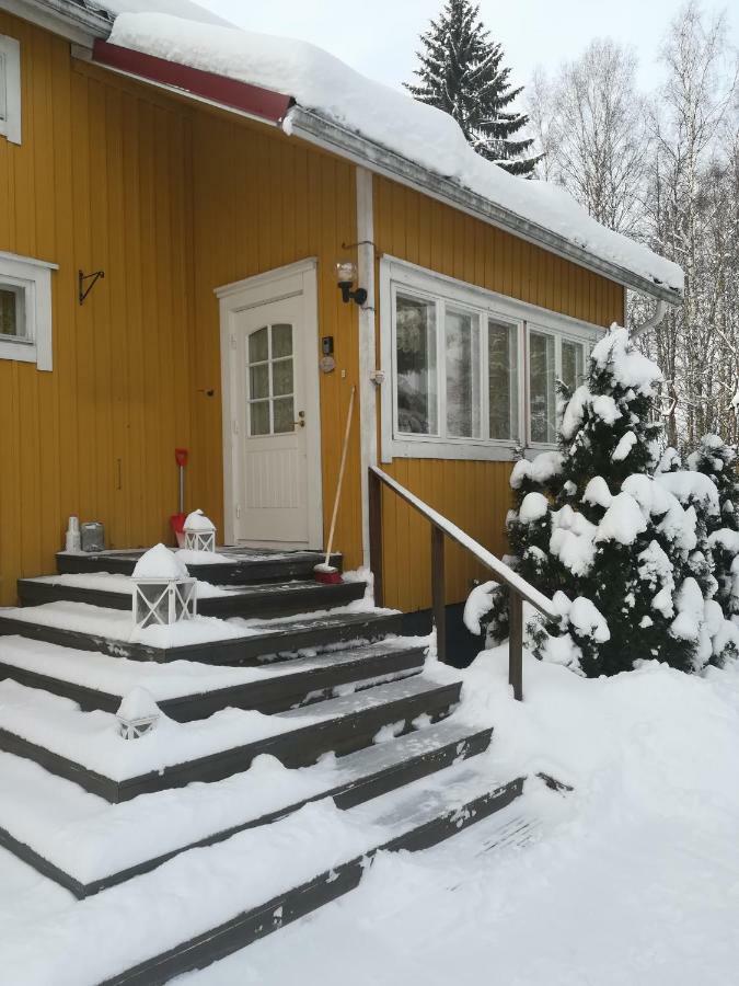 Апартаменты Koskentien Kotimajoitus & Luxury Glamping Йямся Экстерьер фото